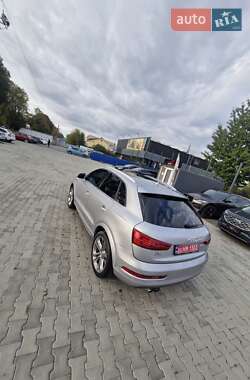 Внедорожник / Кроссовер Audi Q3 2015 в 
