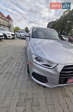 Внедорожник / Кроссовер Audi Q3 2015 в 