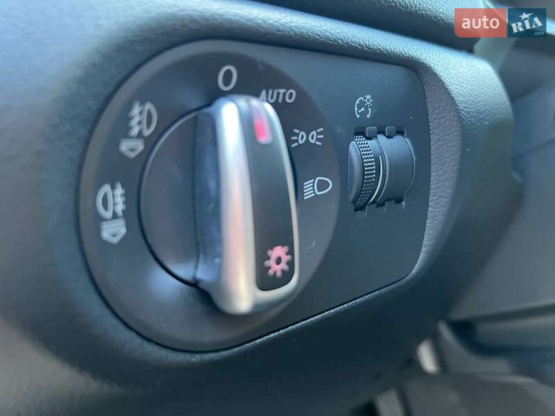 Внедорожник / Кроссовер Audi Q3 2014 в Львове