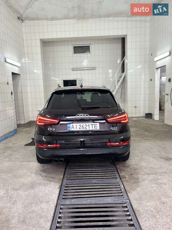 Позашляховик / Кросовер Audi Q3 2016 в Києві