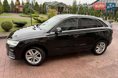 Внедорожник / Кроссовер Audi Q3 2016 в 