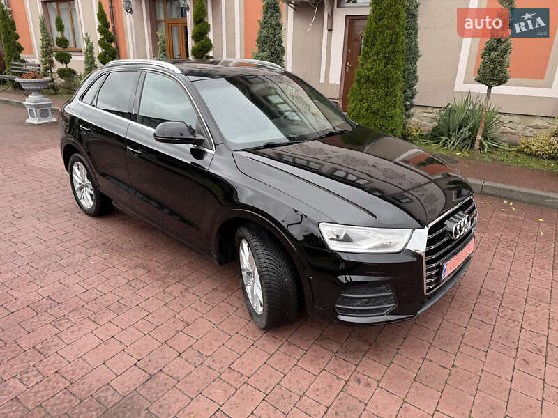 Внедорожник / Кроссовер Audi Q3 2016 в Стрые