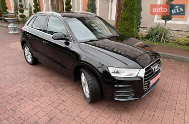 Внедорожник / Кроссовер Audi Q3 2016 в 