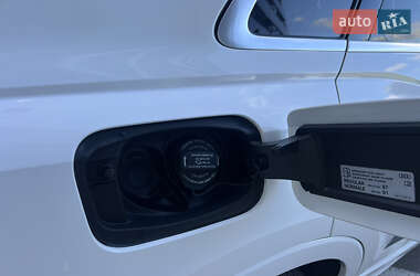 Внедорожник / Кроссовер Audi Q3 2021 в 