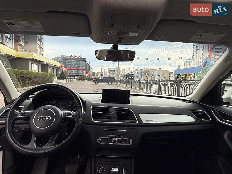 Позашляховик / Кросовер Audi Q3 2017 в Харкові