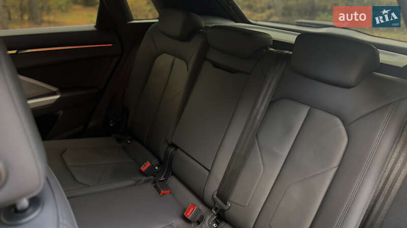 Внедорожник / Кроссовер Audi Q3 2020 в Киеве фото 10 Внедорожник / Кроссовер Audi Q3 2020 в Киеве