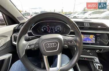 Позашляховик / Кросовер Audi Q3 2020 в  фото 7 Позашляховик / Кросовер Audi Q3 2020 в