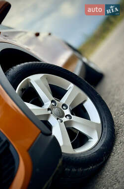 Внедорожник / Кроссовер Audi Q3 2012 в 
