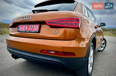 Внедорожник / Кроссовер Audi Q3 2012 в 