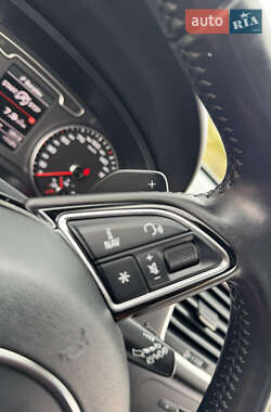 Внедорожник / Кроссовер Audi Q3 2012 в 