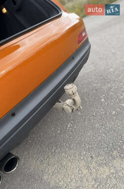 Внедорожник / Кроссовер Audi Q3 2012 в 