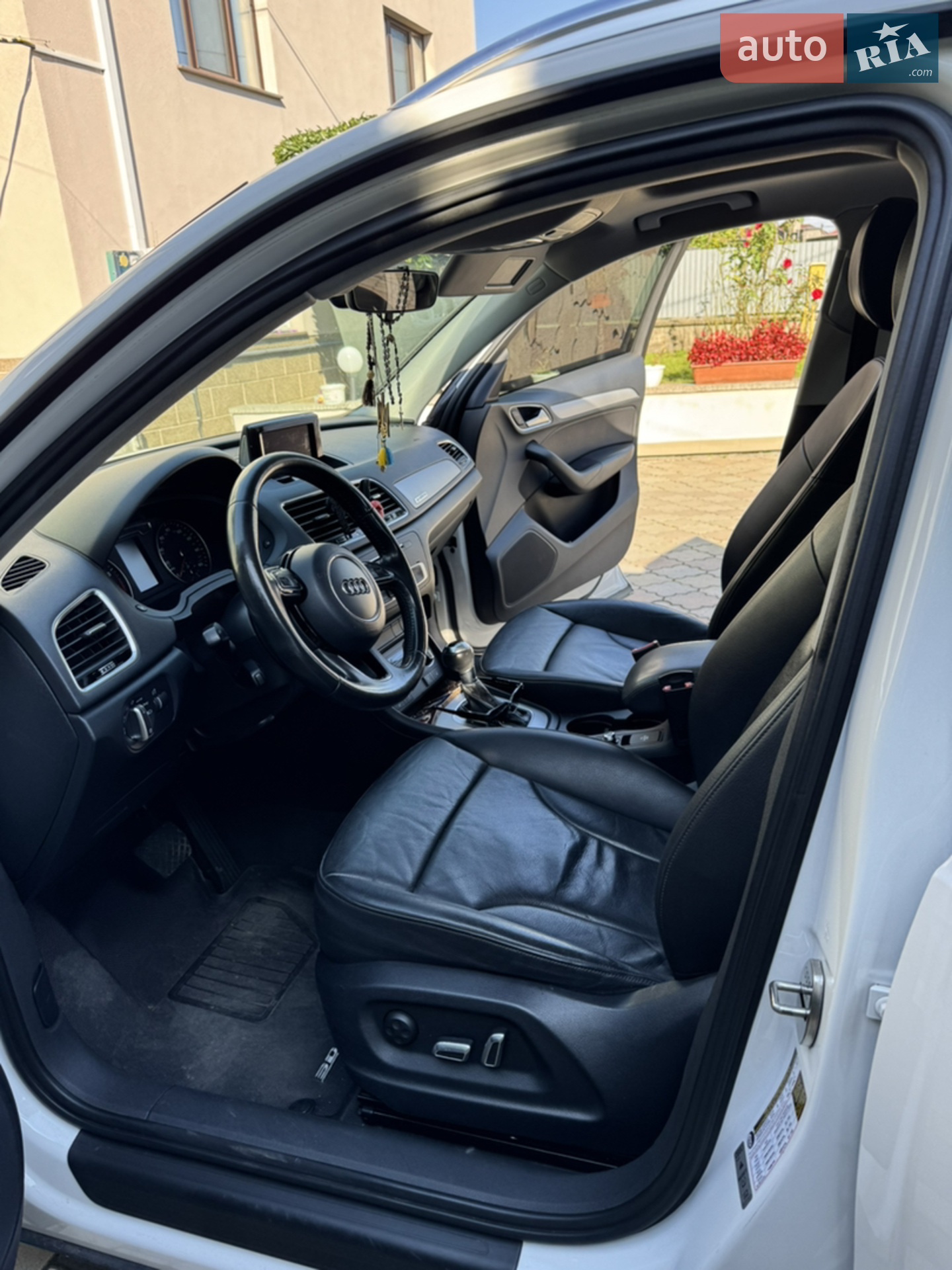 2016 Audi Q3 - мініатюра 8