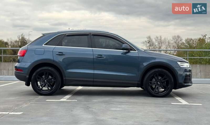 Позашляховик / Кросовер Audi Q3 2016 в Києві
