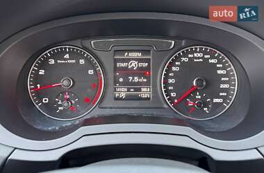 Внедорожник / Кроссовер Audi Q3 2016 в 