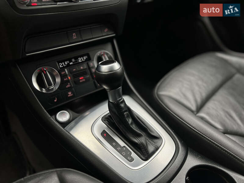 Внедорожник / Кроссовер Audi Q3 2016 в Ровно