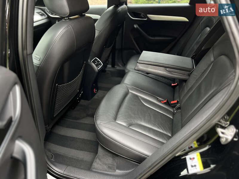 Внедорожник / Кроссовер Audi Q3 2016 в Ровно