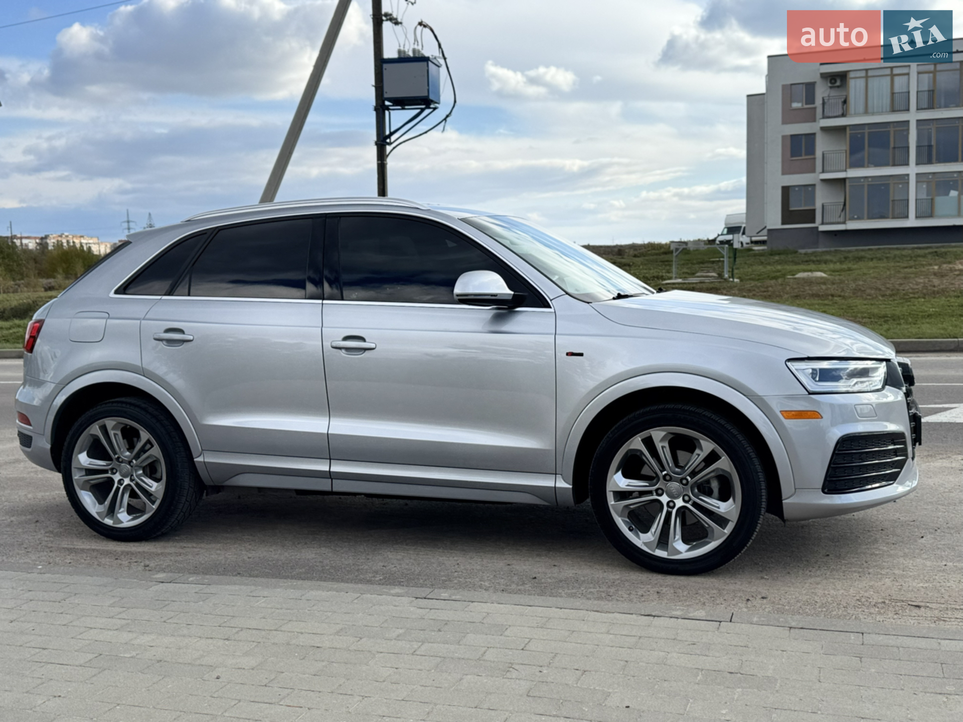 2016 Audi Q3 - мініатюра 15