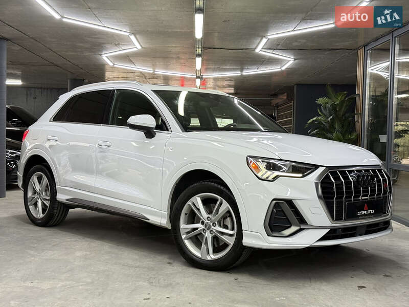 Позашляховик / Кросовер Audi Q3 2019 в Одесі