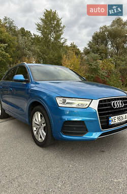 Внедорожник / Кроссовер Audi Q3 2016 в 