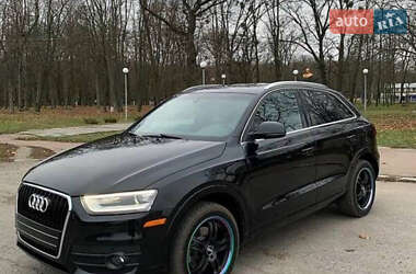 Внедорожник / Кроссовер Audi Q3 2015 в 