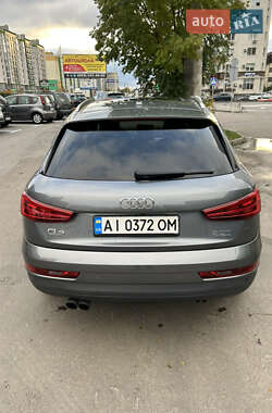 Внедорожник / Кроссовер Audi Q3 2016 в 