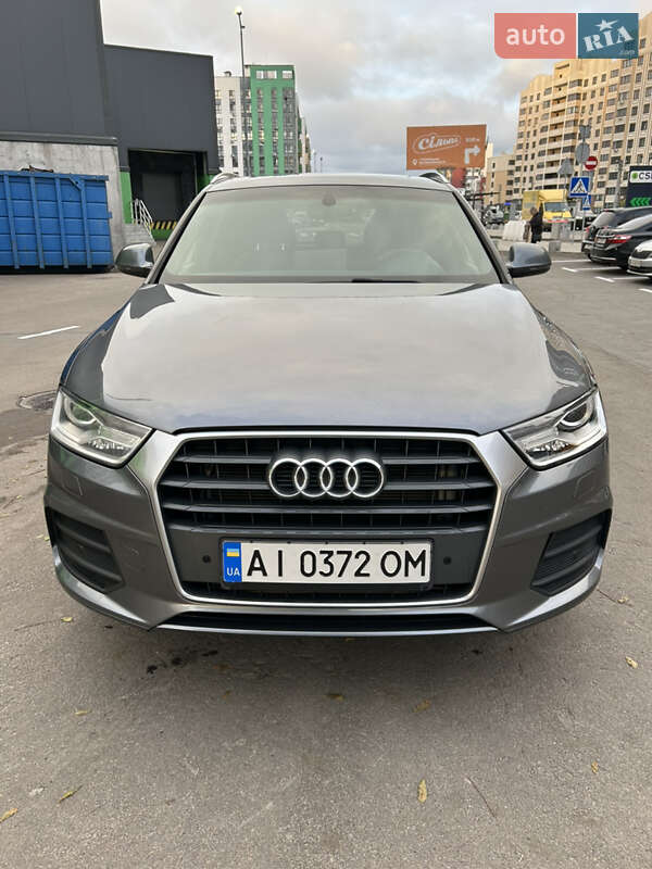Позашляховик / Кросовер Audi Q3 2016 в Києві