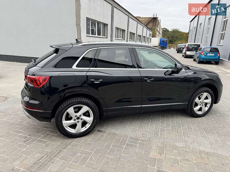 Позашляховик / Кросовер Audi Q3 2019 в Києві фото 6 Позашляховик / Кросовер Audi Q3 2019 в Києві