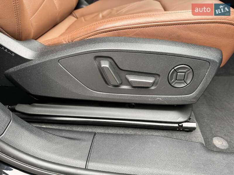 Позашляховик / Кросовер Audi Q3 2019 в Києві фото 34 Позашляховик / Кросовер Audi Q3 2019 в Києві