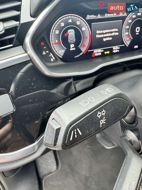 Позашляховик / Кросовер Audi Q3 2019 в Києві фото 38 Позашляховик / Кросовер Audi Q3 2019 в Києві