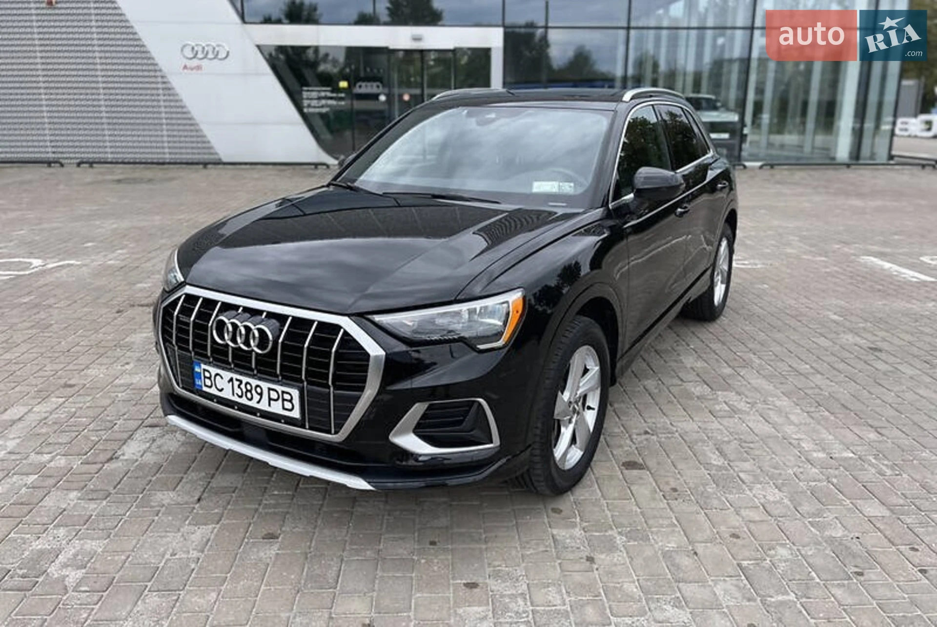 2020 Audi Q3 - фото 1