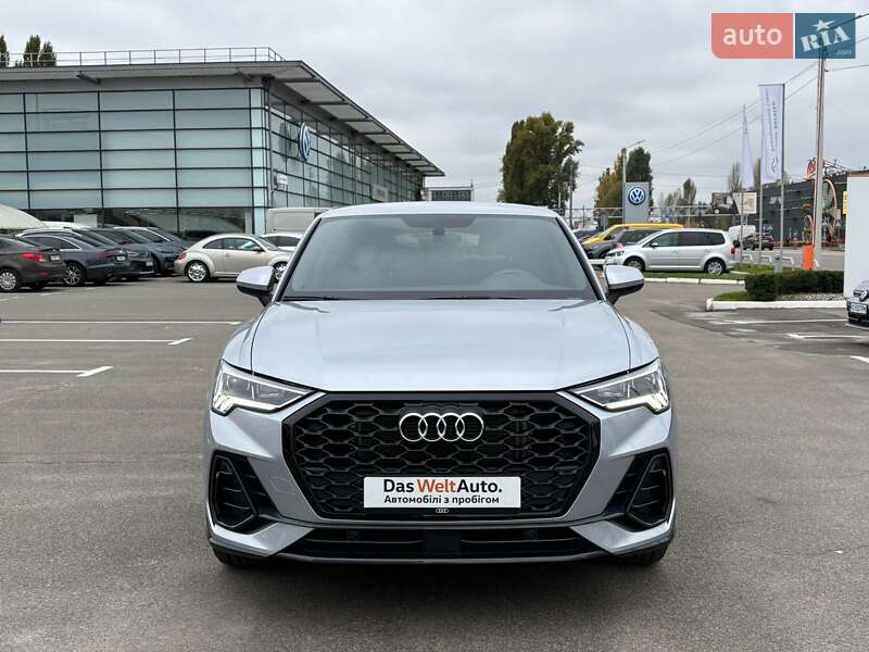 Позашляховик / Кросовер Audi Q3 2024 в Києві