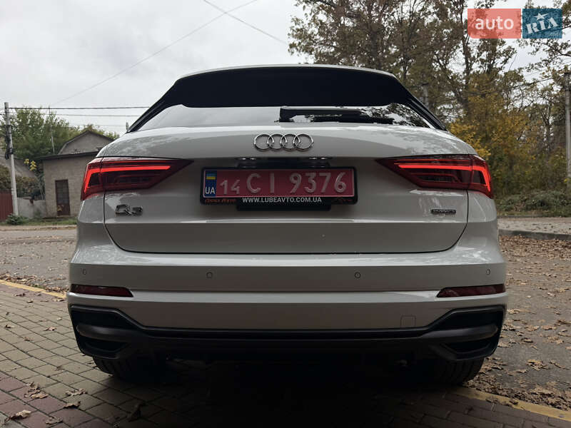 Позашляховик / Кросовер Audi Q3 2021 в Києві фото 5 Позашляховик / Кросовер Audi Q3 2021 в Києві