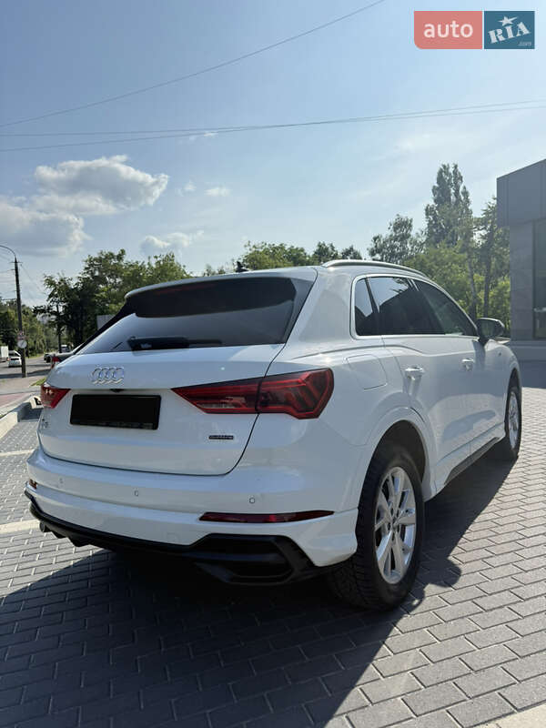 Позашляховик / Кросовер Audi Q3 2019 в Луцьку фото 4 Позашляховик / Кросовер Audi Q3 2019 в Луцьку