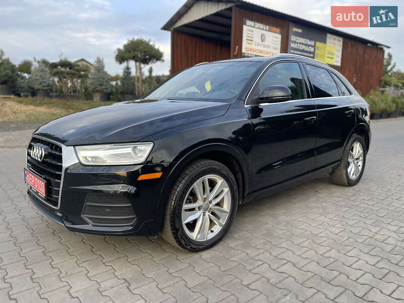 Позашляховик / Кросовер Audi Q3 2016 в Луцьку