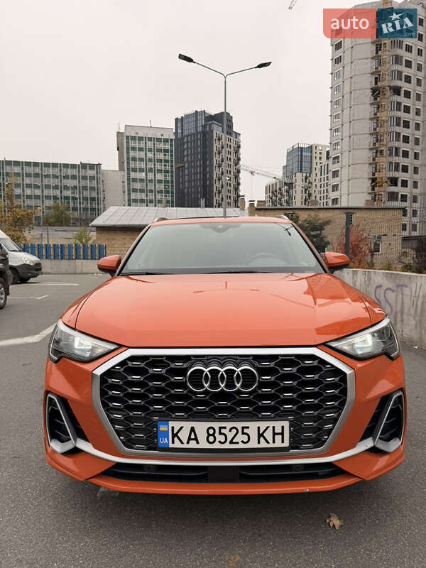 Позашляховик / Кросовер Audi Q3 2019 в Києві фото 2 Позашляховик / Кросовер Audi Q3 2019 в Києві