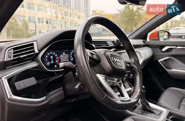 Позашляховик / Кросовер Audi Q3 2019 в  фото 11 Позашляховик / Кросовер Audi Q3 2019 в