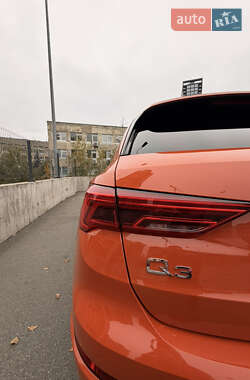 Позашляховик / Кросовер Audi Q3 2019 в  фото 18 Позашляховик / Кросовер Audi Q3 2019 в