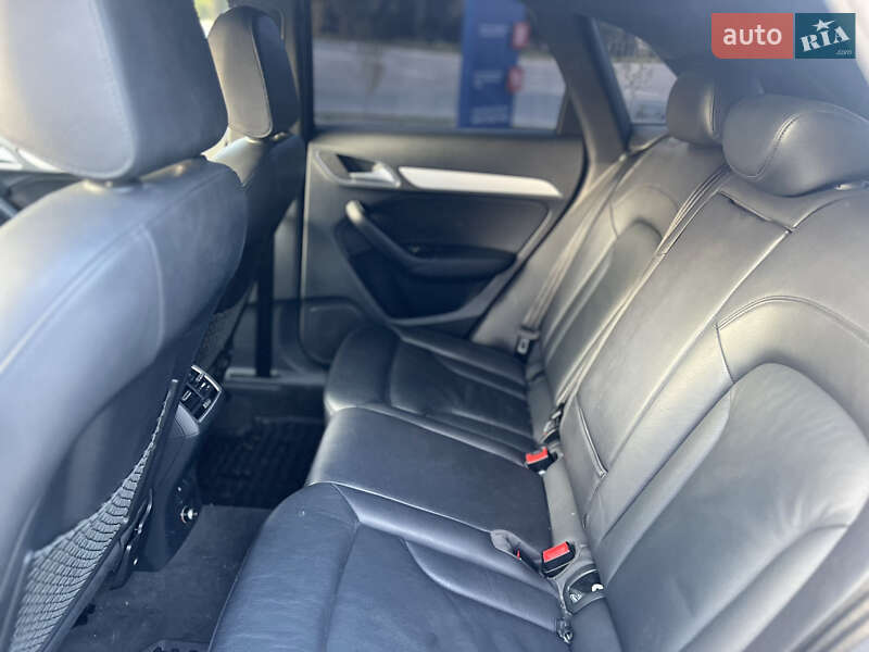 Внедорожник / Кроссовер Audi Q3 2017 в Тернополе