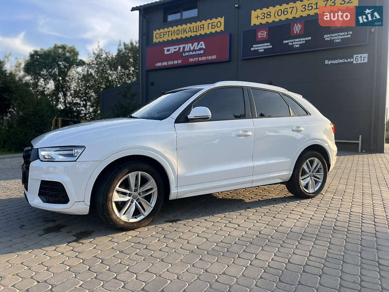 Внедорожник / Кроссовер Audi Q3 2017 в Тернополе
