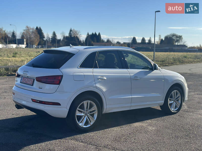 Внедорожник / Кроссовер Audi Q3 2015 в Львове