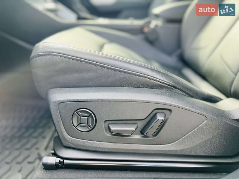 Позашляховик / Кросовер Audi Q3 2022 в Мукачевому