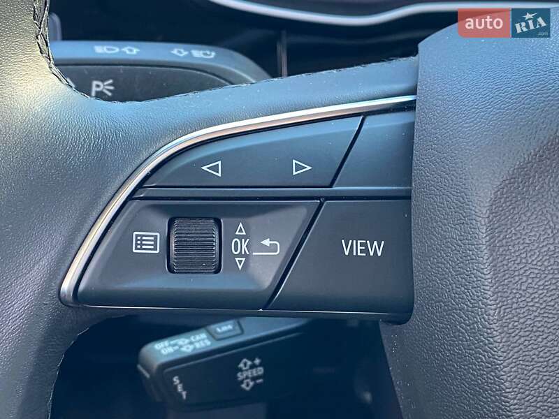 Позашляховик / Кросовер Audi Q3 2022 в Києві фото 24 Позашляховик / Кросовер Audi Q3 2022 в Києві