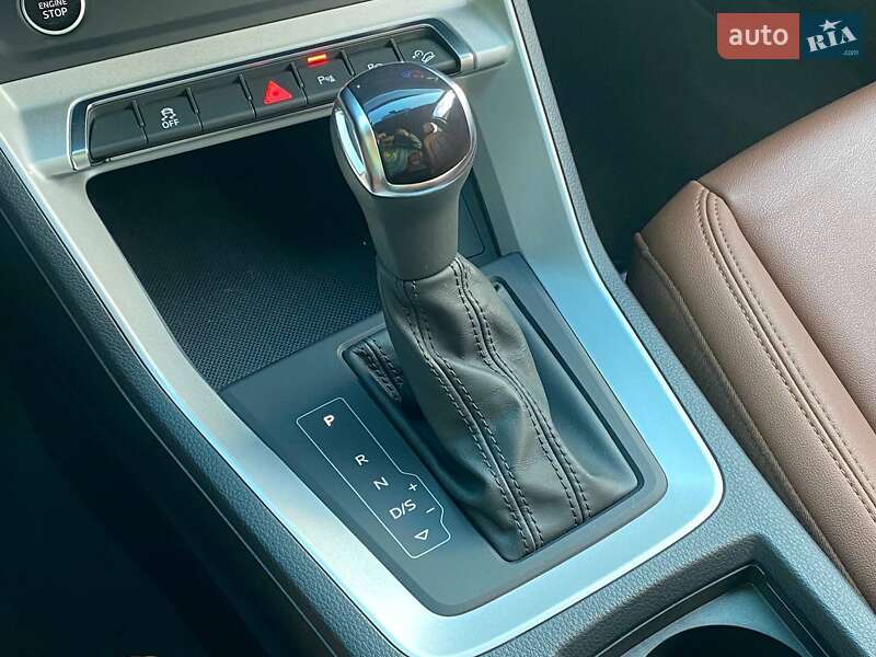 Позашляховик / Кросовер Audi Q3 2022 в Києві фото 20 Позашляховик / Кросовер Audi Q3 2022 в Києві