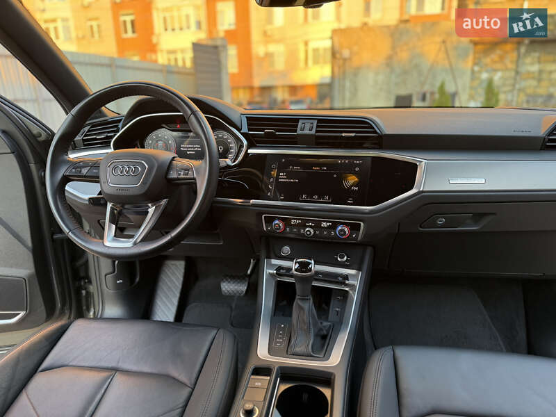 Позашляховик / Кросовер Audi Q3 2020 в Одесі фото 19 Позашляховик / Кросовер Audi Q3 2020 в Одесі
