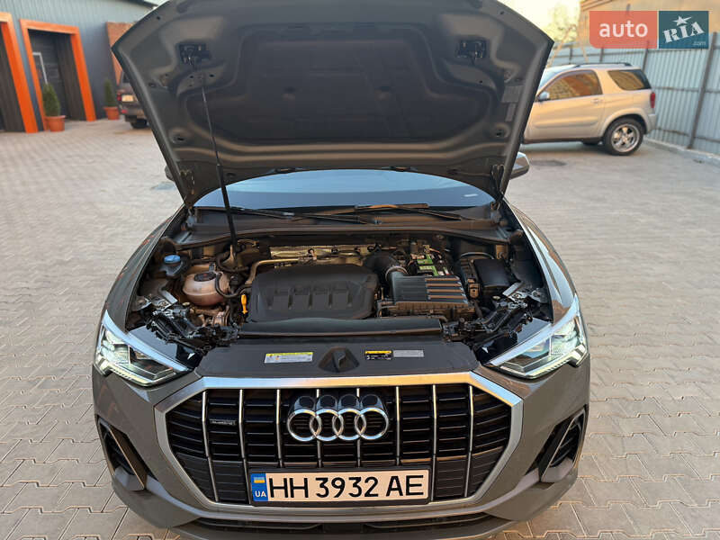 Позашляховик / Кросовер Audi Q3 2020 в Одесі фото 23 Позашляховик / Кросовер Audi Q3 2020 в Одесі
