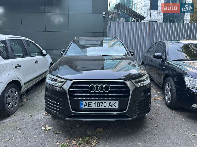 Позашляховик / Кросовер Audi Q3 2018 в Дніпрі фото Позашляховик / Кросовер Audi Q3 2018 в Дніпрі