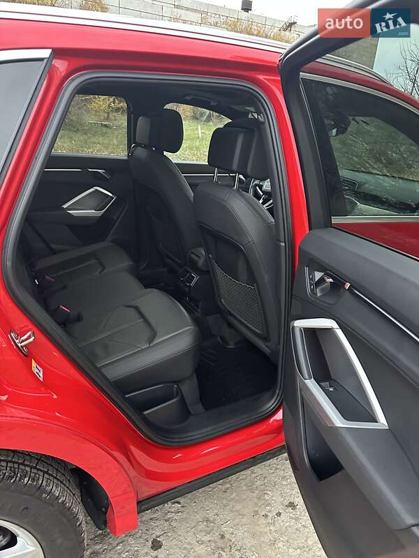 Позашляховик / Кросовер Audi Q3 2019 в Запоріжжі фото 7 Позашляховик / Кросовер Audi Q3 2019 в Запоріжжі