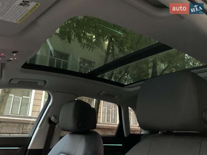 Позашляховик / Кросовер Audi Q3 2022 в Одесі