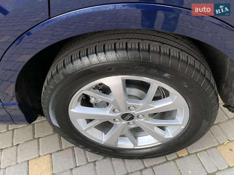 Позашляховик / Кросовер Audi Q3 2022 в Одесі