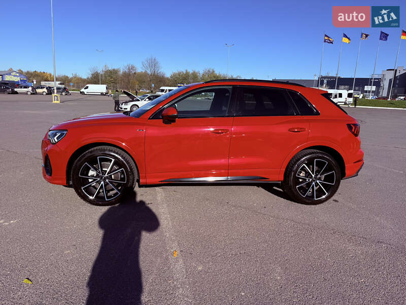 Позашляховик / Кросовер Audi Q3 2023 в Львові фото 8 Позашляховик / Кросовер Audi Q3 2023 в Львові